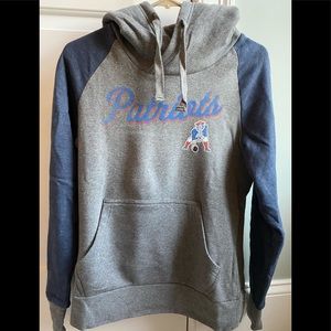 NWT NE Patriots “Fanatics” Brand Hoodie -Women’s M